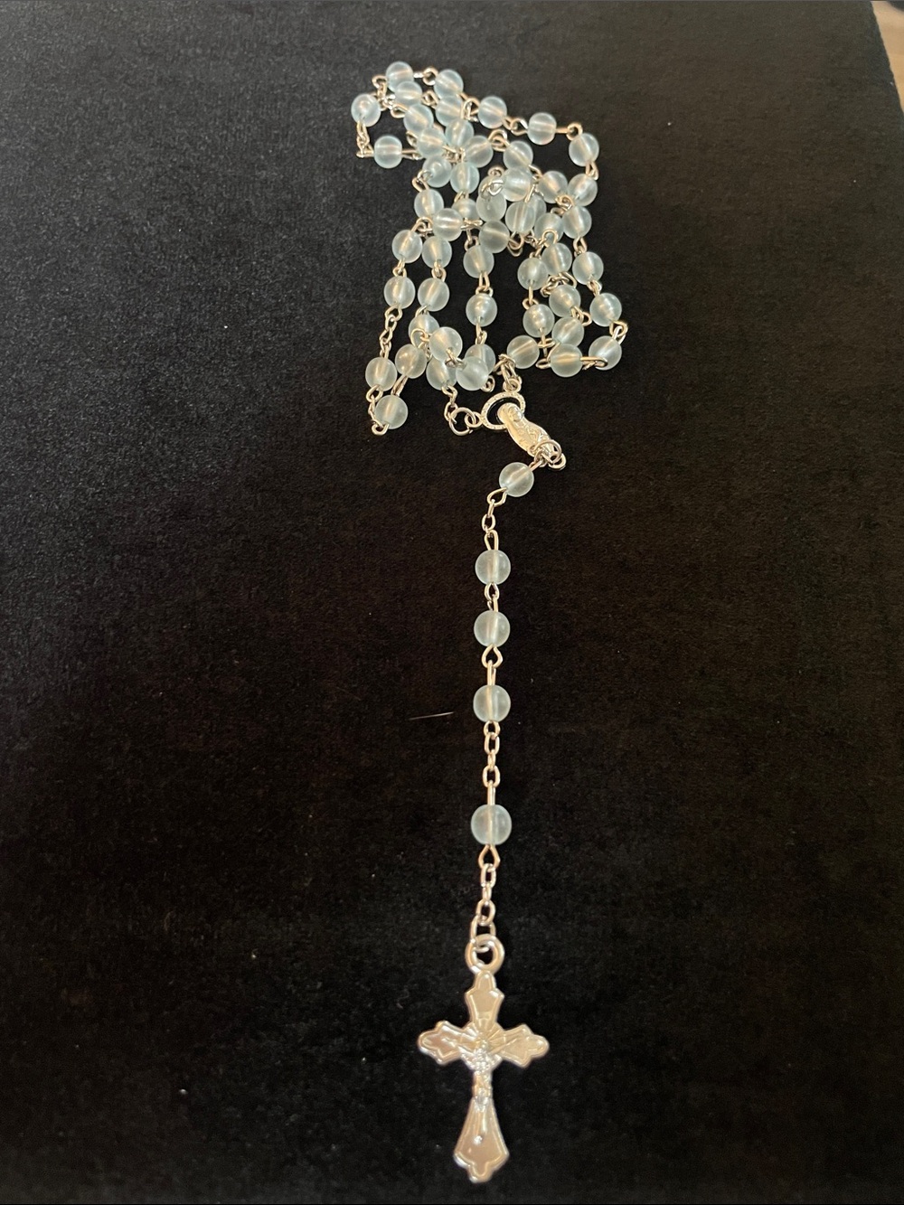 Gorgeous light Blue religious rosary, beautiful condition!